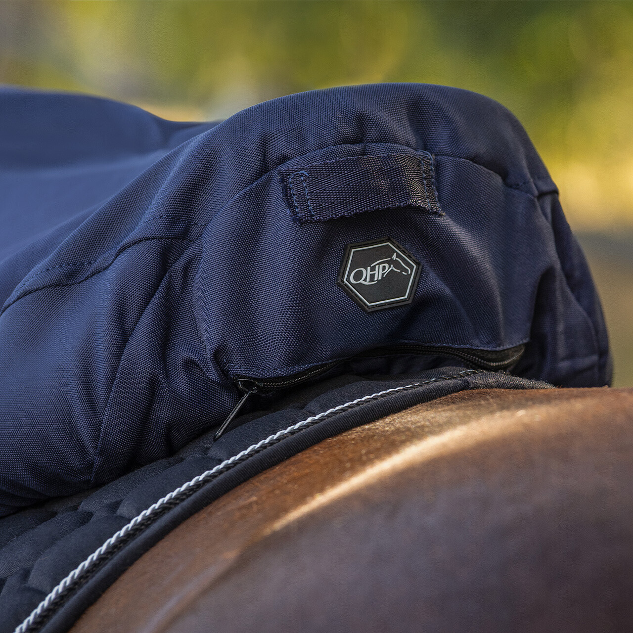 Saddle cover turnout extra