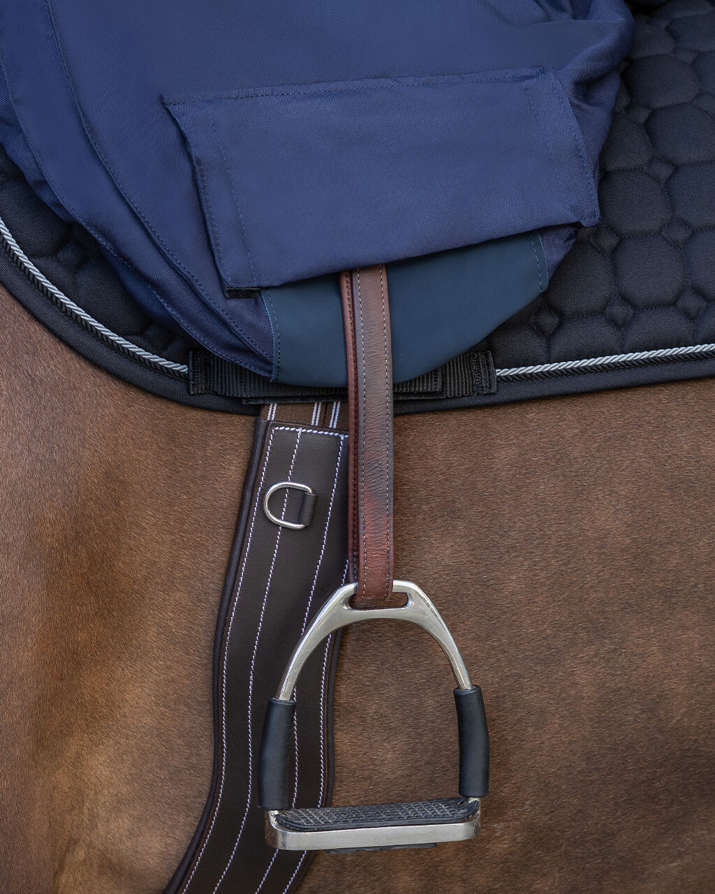 Saddle cover turnout extra