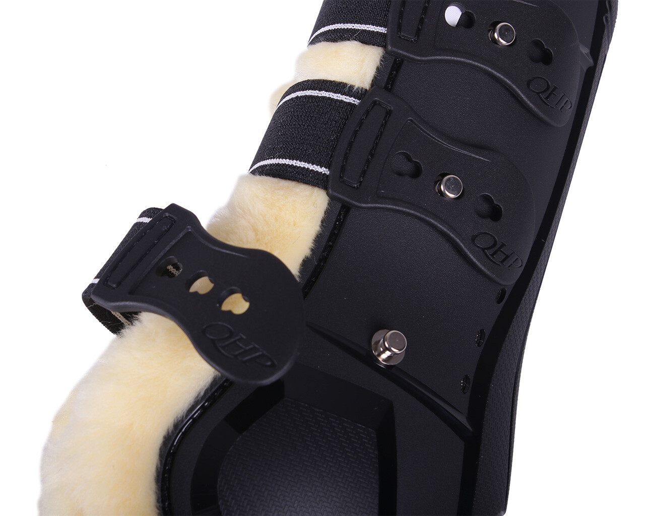 Tendon boots Ontario