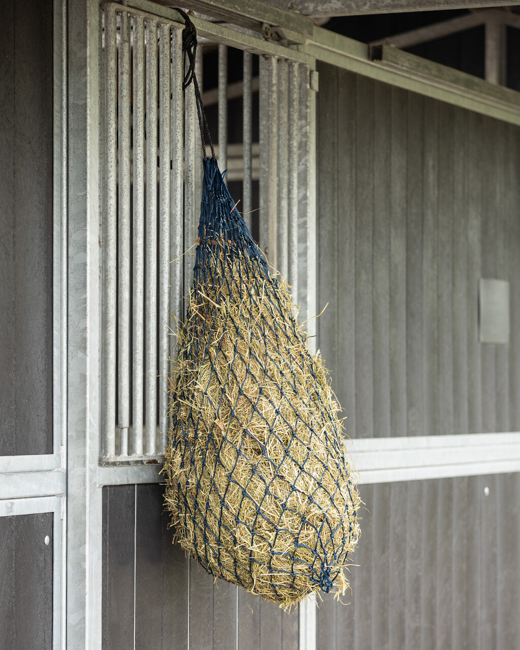 Hay bale net