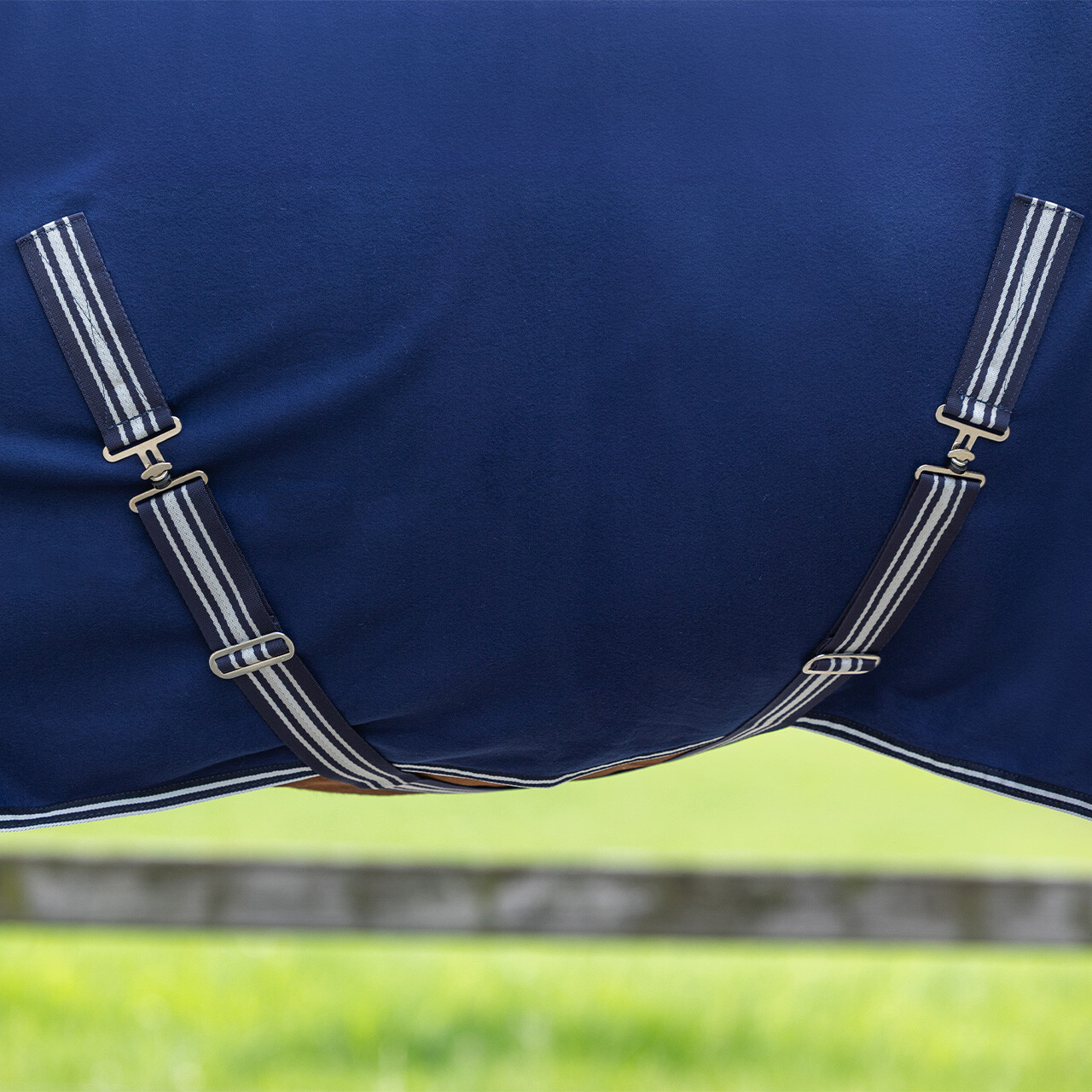 Fleece rug basic with neck