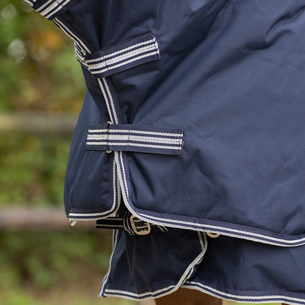 Turnout rug 600D with neck 300gr