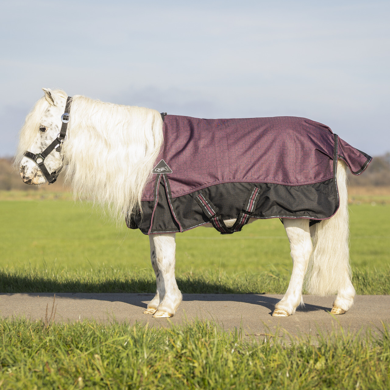 Zimní nepromokavá deka Falabella QHP 50gr,  Vínová