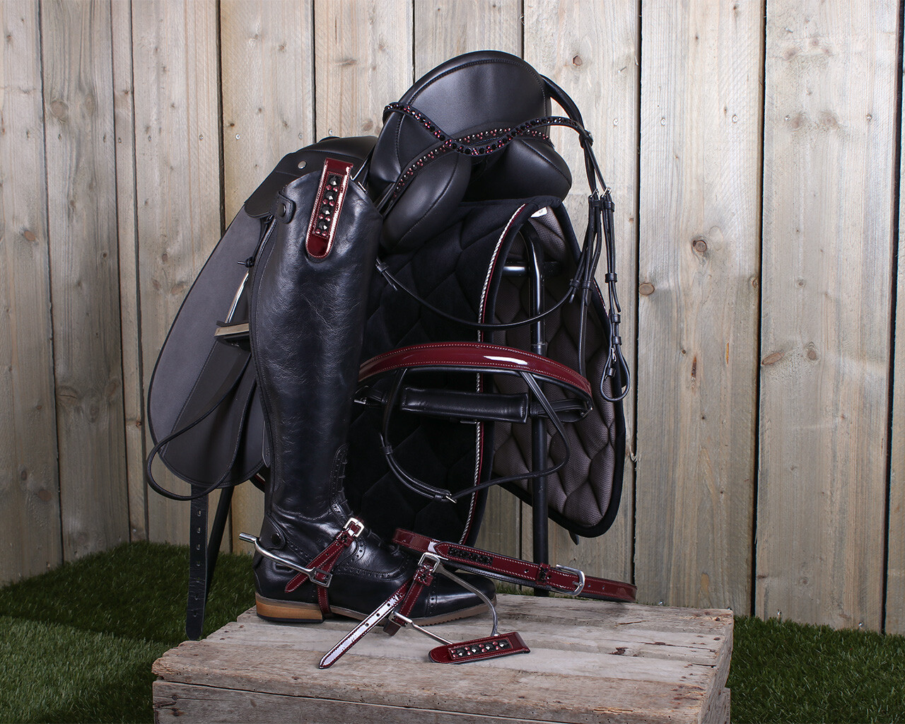 Saddle jewel Chianti