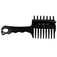 Mane comb with clip