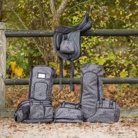 Grooming bag collection