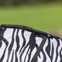 Fly rug with neck and hood