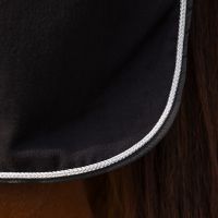 Fleece rug with ornament