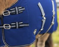 Fleece rug Shet with cross surcingles