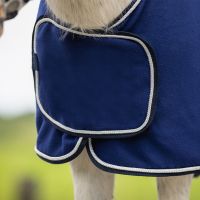 Fleece rug with ornament falabella